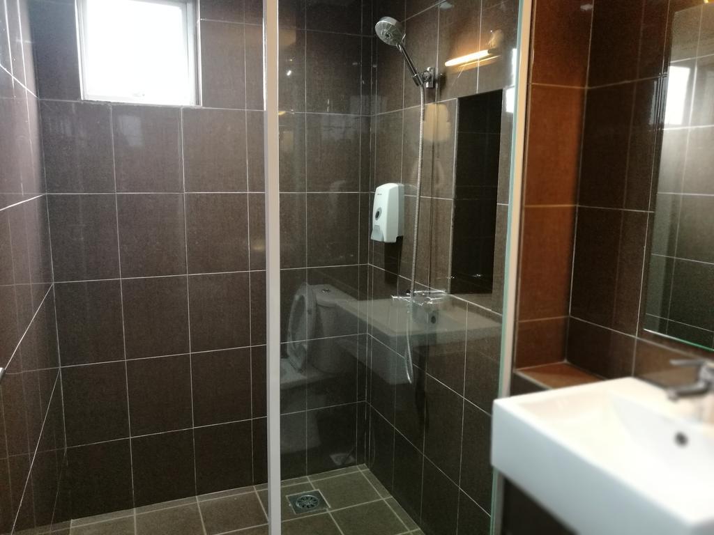 מירי Walk Inn מראה חיצוני תמונה