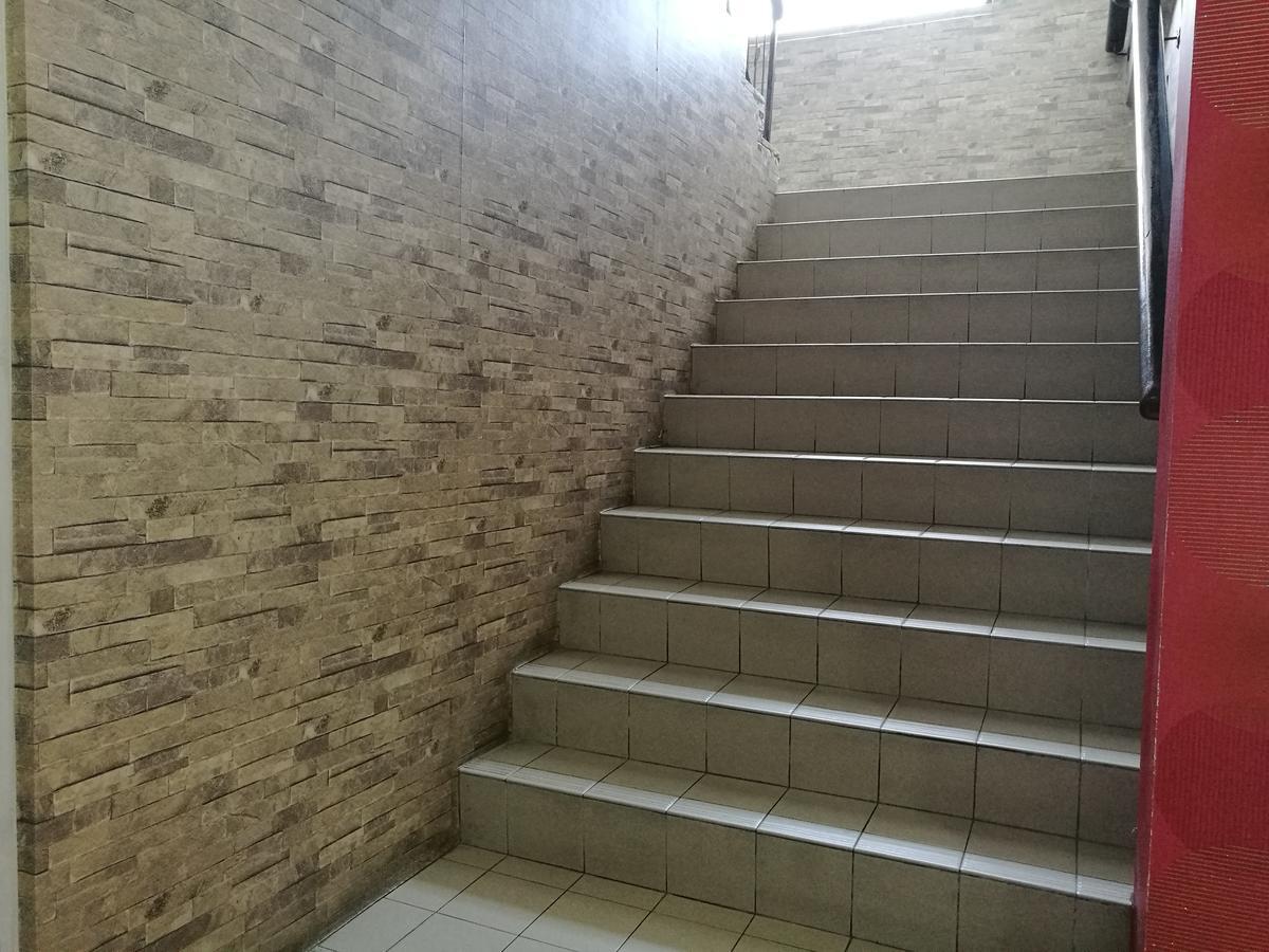 מירי Walk Inn מראה חיצוני תמונה